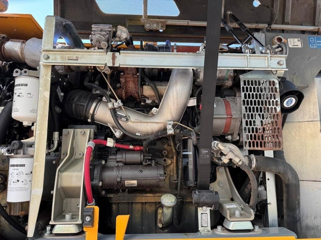 Bager za obradu otpada/ Industrije Liebherr LH 24 M: slika 16