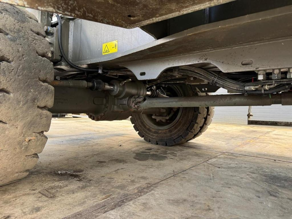 Bager za obradu otpada/ Industrije Sennebogen 825M E: slika 25