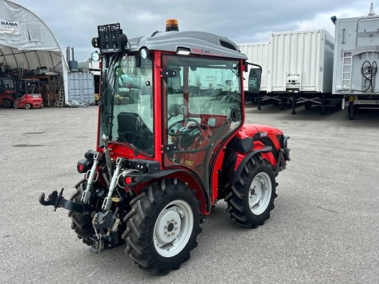 Antonio Carraro SRX 5800 TORA REDCAB, YANMAR; RADIO; KLIMA; RevGuide - Mali traktor: slika 5 Antonio Carraro SRX 5800 TORA REDCAB, YANMAR; RADIO; KLIMA; RevGuide - Mali traktor: slika 5