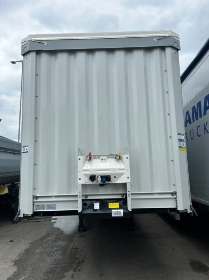 Krone 1-achs Auflieger, Heckabstützung XL Zertifikat, Edscha-Verdeck, - Poluprikolica sa ceradom: slika 2 Krone 1-achs Auflieger, Heckabstützung XL Zertifikat, Edscha-Verdeck, - Poluprikolica sa ceradom: slika 2