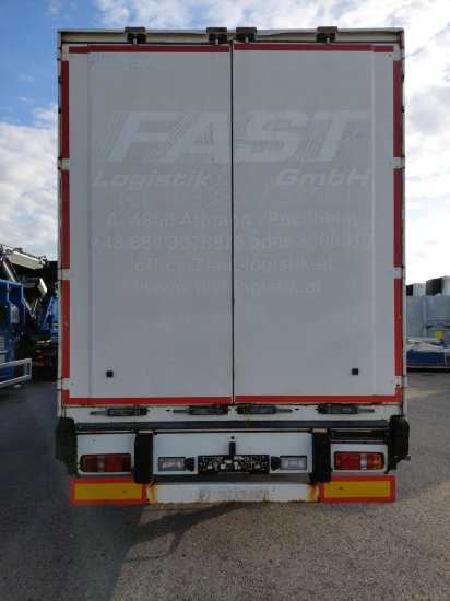 Krone SDK27 Kofferauflieger, Liftachse - Poluprikolica sa zatvorenim sandukom: slika 5 Krone SDK27 Kofferauflieger, Liftachse - Poluprikolica sa zatvorenim sandukom: slika 5