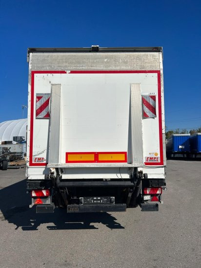 MAN 26.440 6x2-2LL Tiefkühlkoffer ohne Anhänger - Hladnjača: slika 5 MAN 26.440 6x2-2LL Tiefkühlkoffer ohne Anhänger - Hladnjača: slika 5
