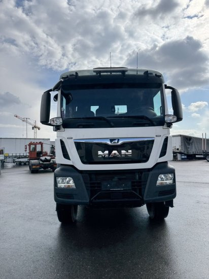MAN TGS 26.430 6x4 3-Seitenkipper, HMF 2020K-RC Heckkran abnehmbar, - Istovarivač, Kamion sa dizalicom: slika 2 MAN TGS 26.430 6x4 3-Seitenkipper, HMF 2020K-RC Heckkran abnehmbar, - Istovarivač, Kamion sa dizalicom: slika 2
