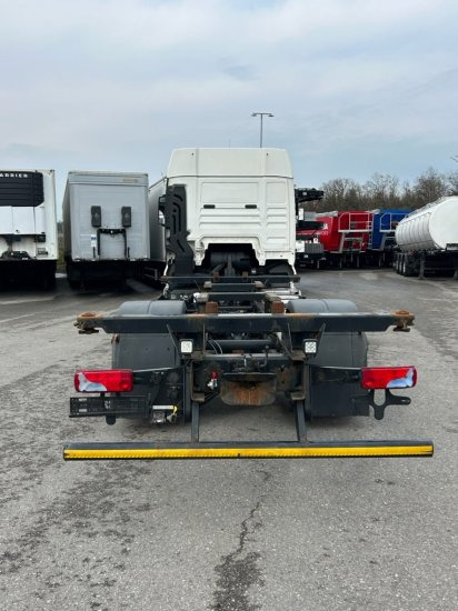 MAN TGX 18.460 XLX, 4x2, Euro 6, Standklima - Kamion za prevoz kontejnera/ Kamion sa promenjivim sandukom: slika 5 MAN TGX 18.460 XLX, 4x2, Euro 6, Standklima - Kamion za prevoz kontejnera/ Kamion sa promenjivim sandukom: slika 5
