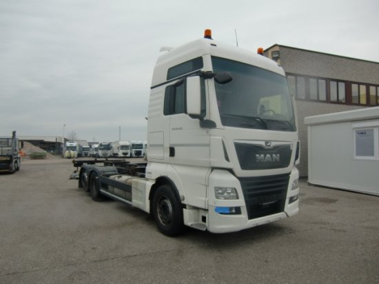 MAN TGX 26.460 XXL 6x2 Liftachse Euro 6 Unterfaltbühne - Kamion za prevoz kontejnera/ Kamion sa promenjivim sandukom: slika 3 MAN TGX 26.460 XXL 6x2 Liftachse Euro 6 Unterfaltbühne - Kamion za prevoz kontejnera/ Kamion sa promenjivim sandukom: slika 3