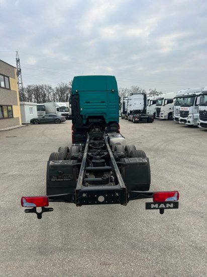 MAN TGX 26.500 XXL, 6x2, Jumbo, Liftachse, Intarder, Euro6, Full-Air - Kamion sa golom šasijom i zatvorenom kabinom: slika 5 MAN TGX 26.500 XXL, 6x2, Jumbo, Liftachse, Intarder, Euro6, Full-Air - Kamion sa golom šasijom i zatvorenom kabinom: slika 5