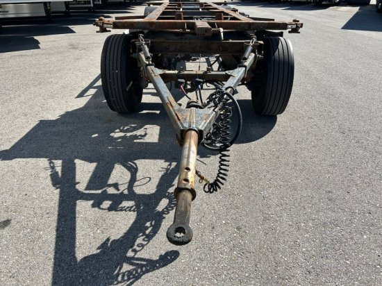 Renders Standard-Lafette BDF, BPW-Achsen - Prikolica za prevoz kontejnera/ Prikolica sa promenjivim sandukom: slika 2 Renders Standard-Lafette BDF, BPW-Achsen - Prikolica za prevoz kontejnera/ Prikolica sa promenjivim sandukom: slika 2