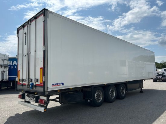 Schmitz SCB S3B Kühlauflieger, TK SLXi 300 - Izotermička poluprikolica: slika 5 Schmitz SCB S3B Kühlauflieger, TK SLXi 300 - Izotermička poluprikolica: slika 5