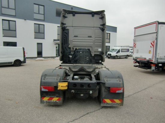 MAN TGX 18.510 4x2, XXL, Intarder, Euro 6 Schubbodenhydraulik New Model TG3 - Tegljač: slika 5 MAN TGX 18.510 4x2, XXL, Intarder, Euro 6 Schubbodenhydraulik New Model TG3 - Tegljač: slika 5