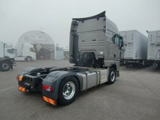 MAN TGX 18.510 4x2, XXL, Intarder, Euro 6 Schubbodenhydraulik New Model TG3 - Tegljač: slika 4 MAN TGX 18.510 4x2, XXL, Intarder, Euro 6 Schubbodenhydraulik New Model TG3 - Tegljač: slika 4