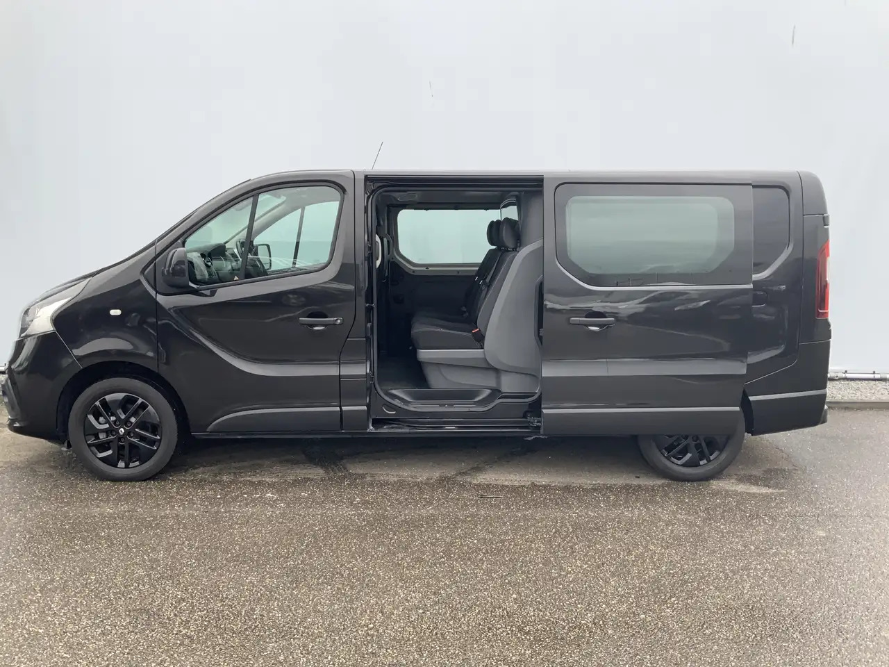 Renault Trafic 1.6 dCi T29 L2H1 Dub Cab 5 Zits Airco Cruise Navi - Druga mašina: slika 5 Renault Trafic 1.6 dCi T29 L2H1 Dub Cab 5 Zits Airco Cruise Navi - Druga mašina: slika 5