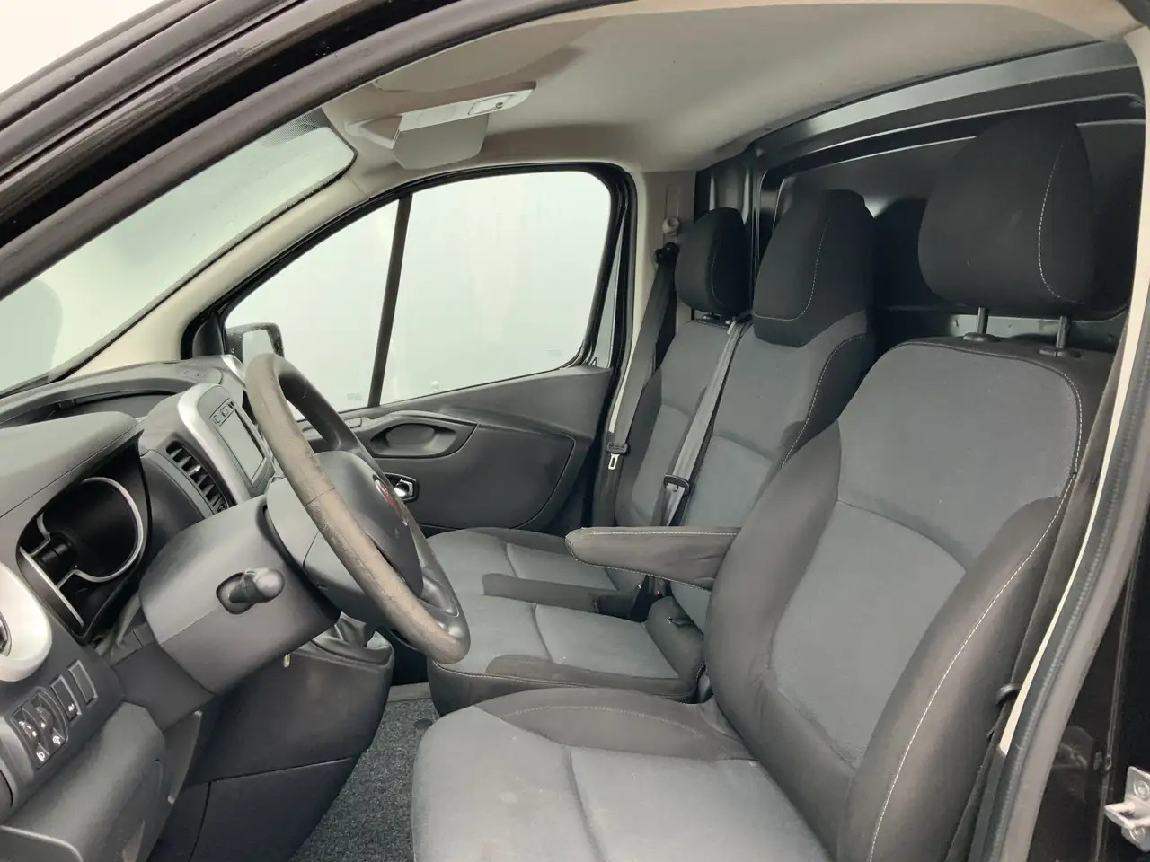 Fiat Talento 1.6 MJ EcoJet L2H1 Airco Cruise 3 Zits Navi Trekha - Furgon: slika 4 Fiat Talento 1.6 MJ EcoJet L2H1 Airco Cruise 3 Zits Navi Trekha - Furgon: slika 4