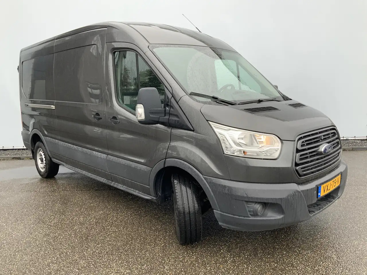 Ford Transit 330 2.2 TDCI L3H3 Ambiente Airco 3 Zits Euro 5 - Furgon: slika 2 Ford Transit 330 2.2 TDCI L3H3 Ambiente Airco 3 Zits Euro 5 - Furgon: slika 2