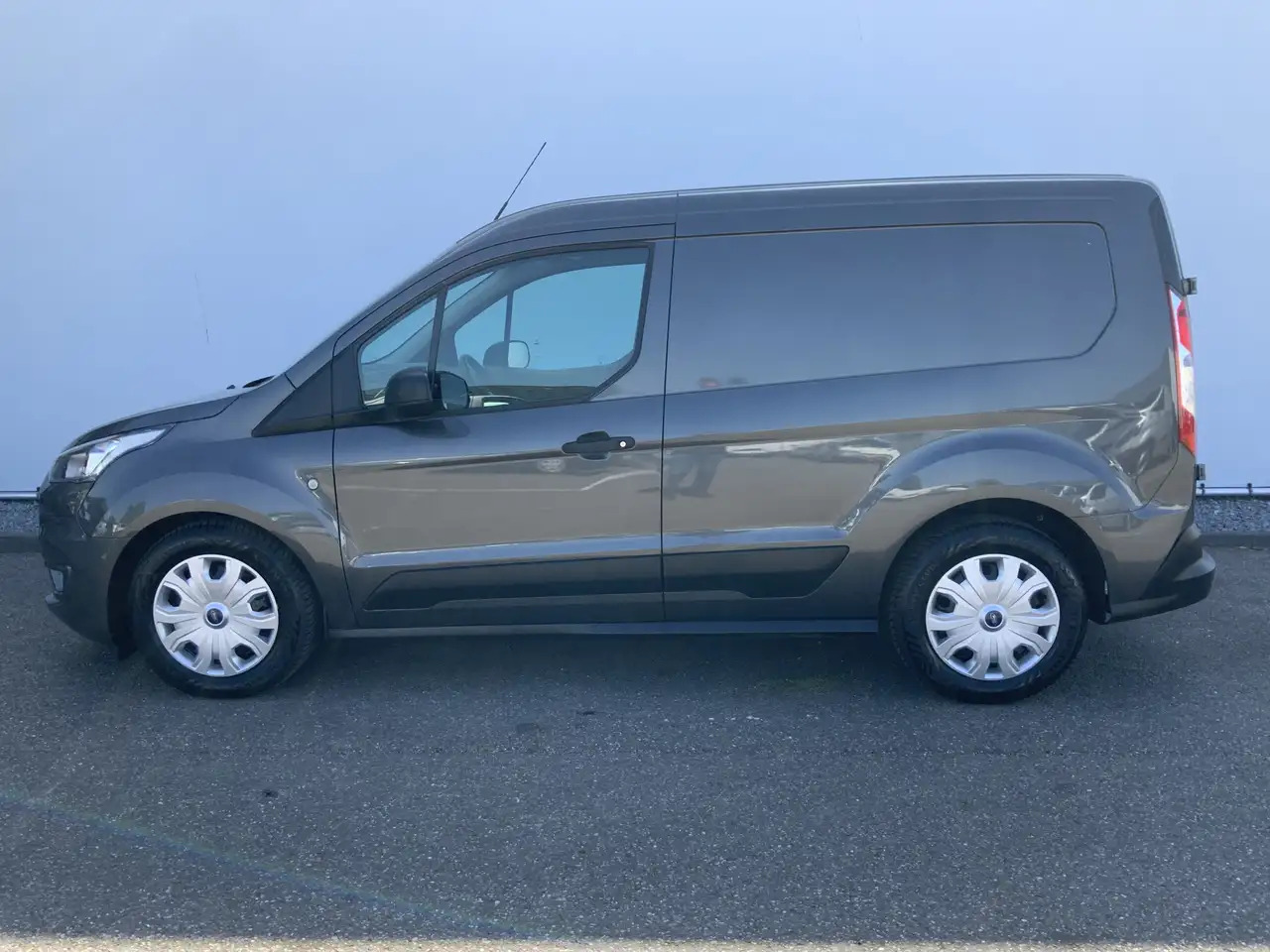 Ford Transit Connect 1.5 EcoBlue L1 Trend Airco Cruise 3 Zits Trekhaak - Mali kombi: slika 3 Ford Transit Connect 1.5 EcoBlue L1 Trend Airco Cruise 3 Zits Trekhaak - Mali kombi: slika 3