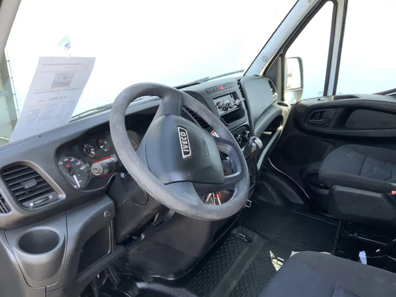 Iveco Daily 35S12 2.3 345 EURO 6 vrieswagen -40 C ijsauto Bakm - Dostavno vozilo hladnjača: slika 5 Iveco Daily 35S12 2.3 345 EURO 6 vrieswagen -40 C ijsauto Bakm - Dostavno vozilo hladnjača: slika 5
