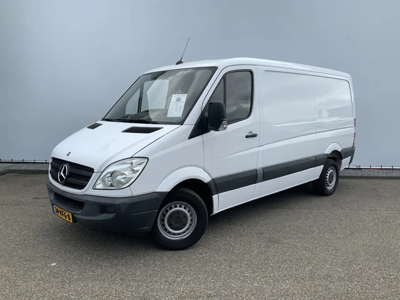 Mercedes-Benz Sprinter 311 2.2 CDI 366 L2 H1 Automaat Trekhaak 2800 kg 3 - Furgon: slika 1 Mercedes-Benz Sprinter 311 2.2 CDI 366 L2 H1 Automaat Trekhaak 2800 kg 3 - Furgon: slika 1