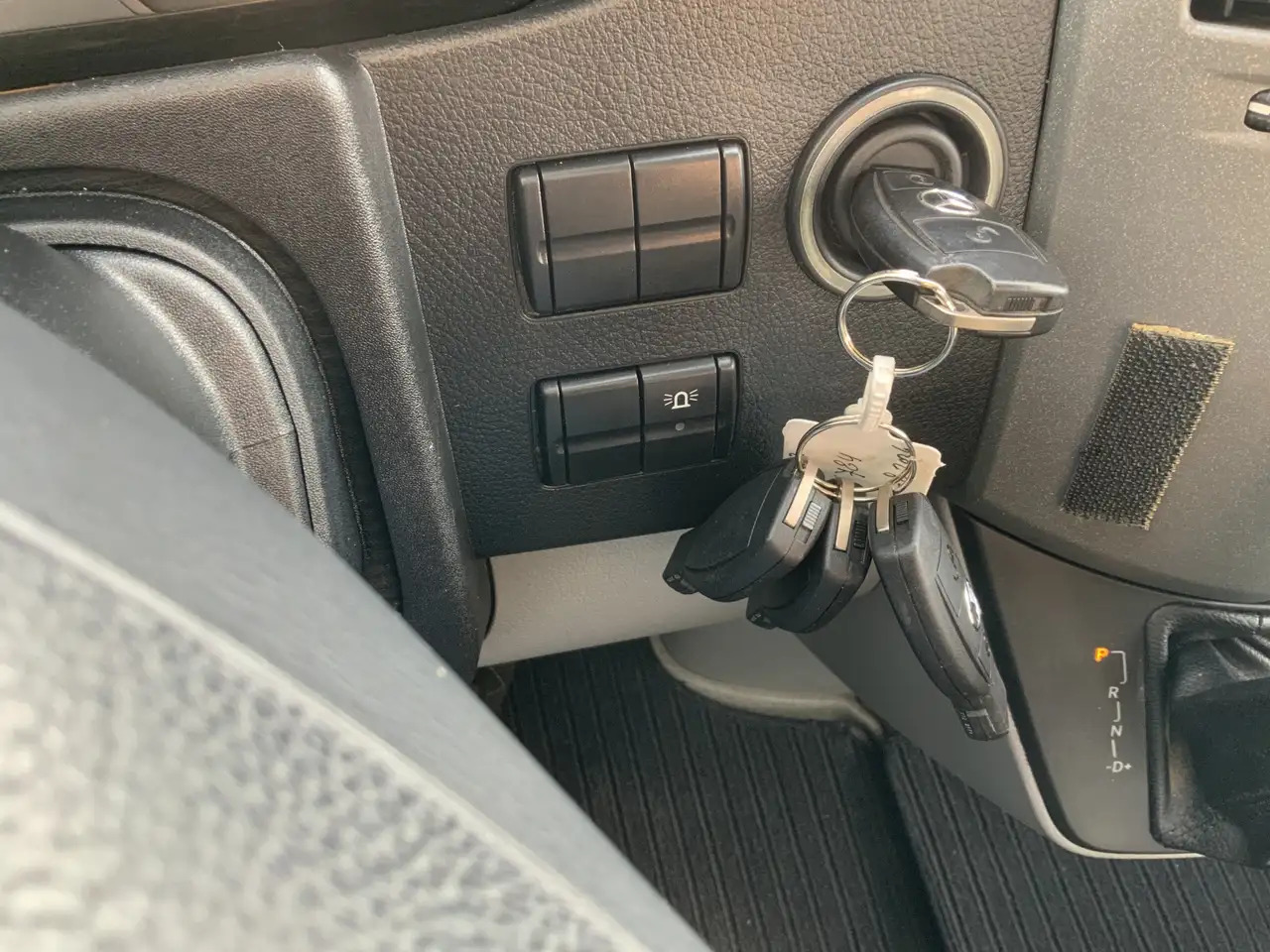 Dostavno vozilo s ravnom platformom, Dostavno vozilo sa duplom kabinom Mercedes-Benz Sprinter 313 2.2 CDI 366 Automaat DubCab Pick Up 5 Zits Tre: slika 16 Dostavno vozilo s ravnom platformom, Dostavno vozilo sa duplom kabinom Mercedes-Benz Sprinter 313 2.2 CDI 366 Automaat DubCab Pick Up 5 Zits Tre: slika 16