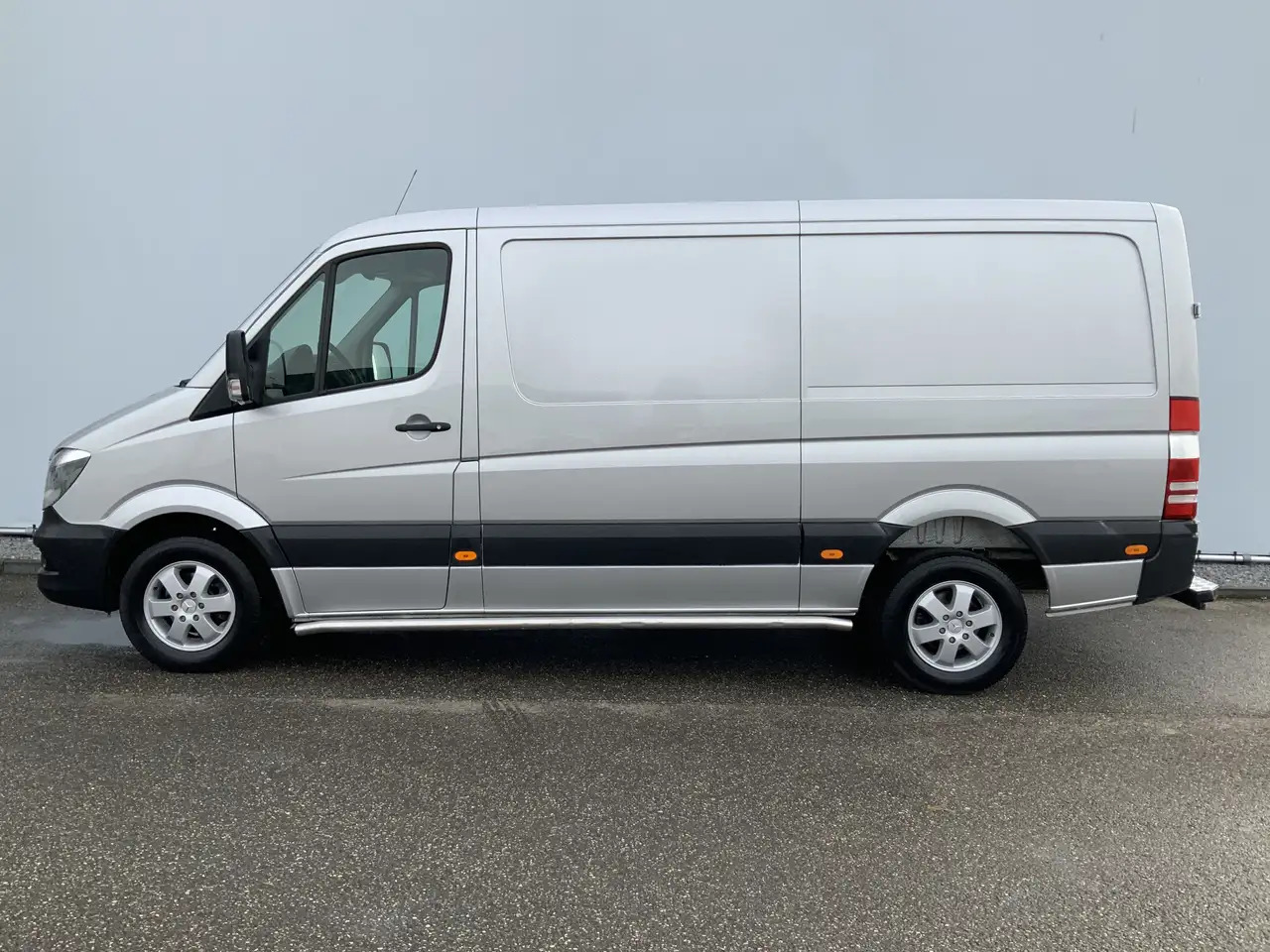 Mercedes-Benz Sprinter 313 2.2 CDI 366 HDAirco Alu Velg Side Bar Trekhaak - Furgon: slika 3 Mercedes-Benz Sprinter 313 2.2 CDI 366 HDAirco Alu Velg Side Bar Trekhaak - Furgon: slika 3