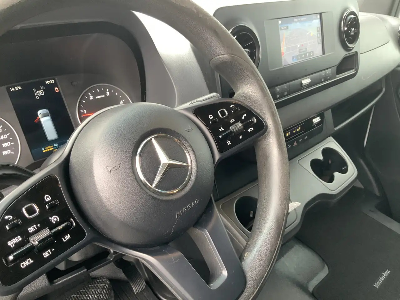 Mercedes-Benz Sprinter 314 2.2 CDI L1H1 Airco Cruise Navi Trekhaak 2000 k - Furgon: slika 5 Mercedes-Benz Sprinter 314 2.2 CDI L1H1 Airco Cruise Navi Trekhaak 2000 k - Furgon: slika 5