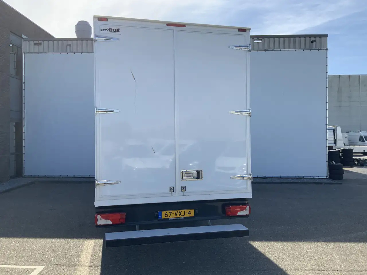 Mercedes-Benz Sprinter 515 2.2 CDI 432 Meubelbak 5,10 MTR.&Deuren Airco 3 - Dostavno vozilo sa zatvorenim sandukom: slika 2 Mercedes-Benz Sprinter 515 2.2 CDI 432 Meubelbak 5,10 MTR.&Deuren Airco 3 - Dostavno vozilo sa zatvorenim sandukom: slika 2