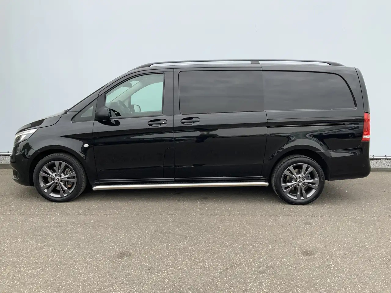 Mercedes-Benz Vito 119 CDI Lang Automaat Dub Cab Dub Schuifdeur Airco - Dostavno vozilo sa duplom kabinom: slika 3 Mercedes-Benz Vito 119 CDI Lang Automaat Dub Cab Dub Schuifdeur Airco - Dostavno vozilo sa duplom kabinom: slika 3