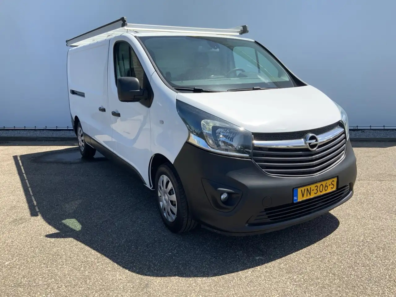 Opel Vivaro 1.6 CDTI L2H1 Edition EcoFlex Airco Cruise Imperia - Furgon: slika 2 Opel Vivaro 1.6 CDTI L2H1 Edition EcoFlex Airco Cruise Imperia - Furgon: slika 2