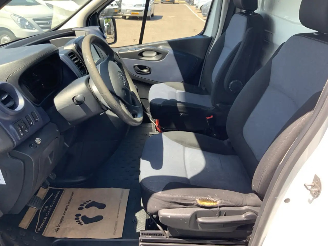 Opel Vivaro 1.6 CDTI L2H1 Edition EcoFlex Airco Cruise Imperia - Furgon: slika 5 Opel Vivaro 1.6 CDTI L2H1 Edition EcoFlex Airco Cruise Imperia - Furgon: slika 5