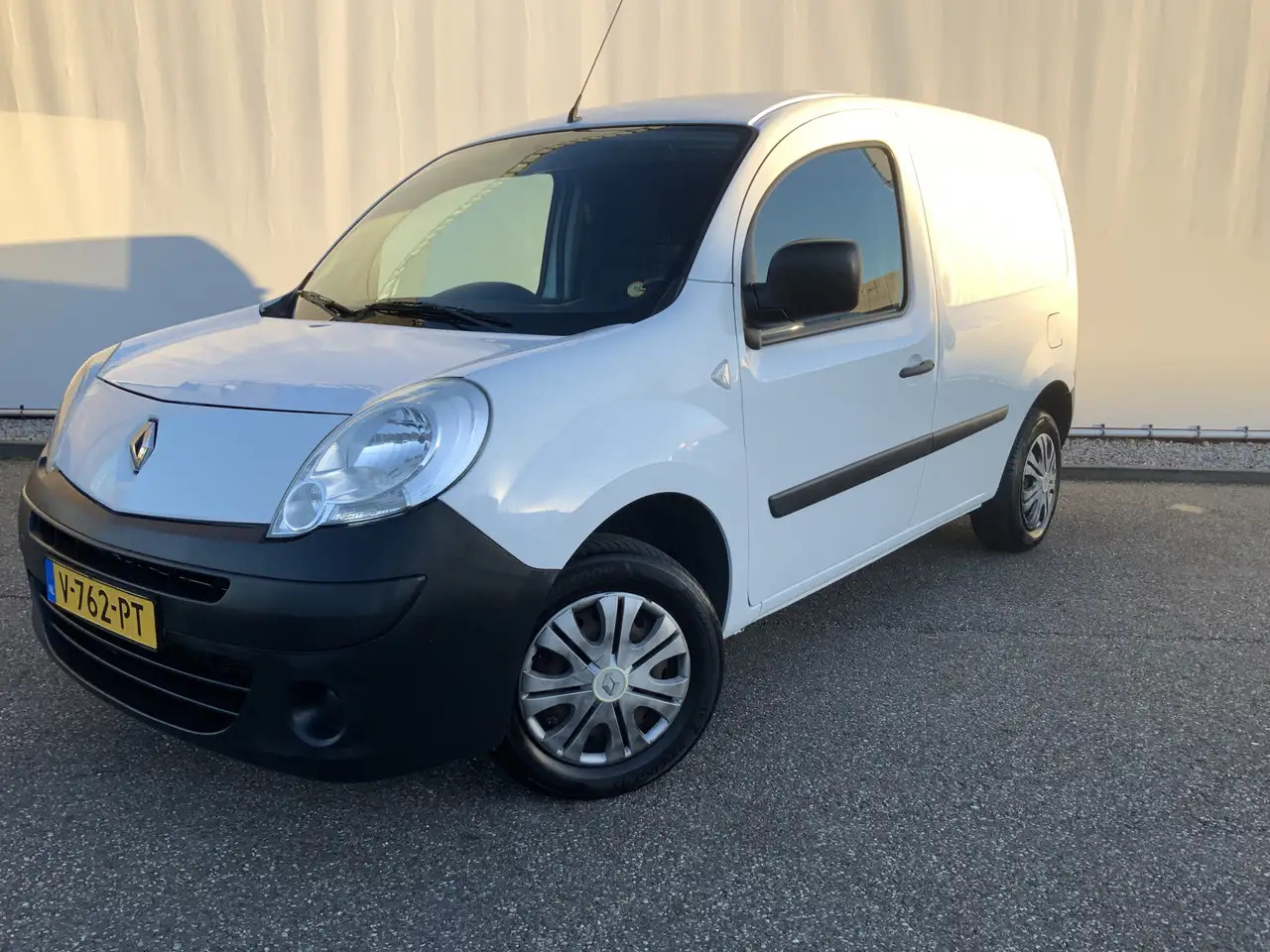 Renault Kangoo Express 1.5 dCi 70 Express Comfort Airco Trekhaak - Mali kombi: slika 1 Renault Kangoo Express 1.5 dCi 70 Express Comfort Airco Trekhaak - Mali kombi: slika 1