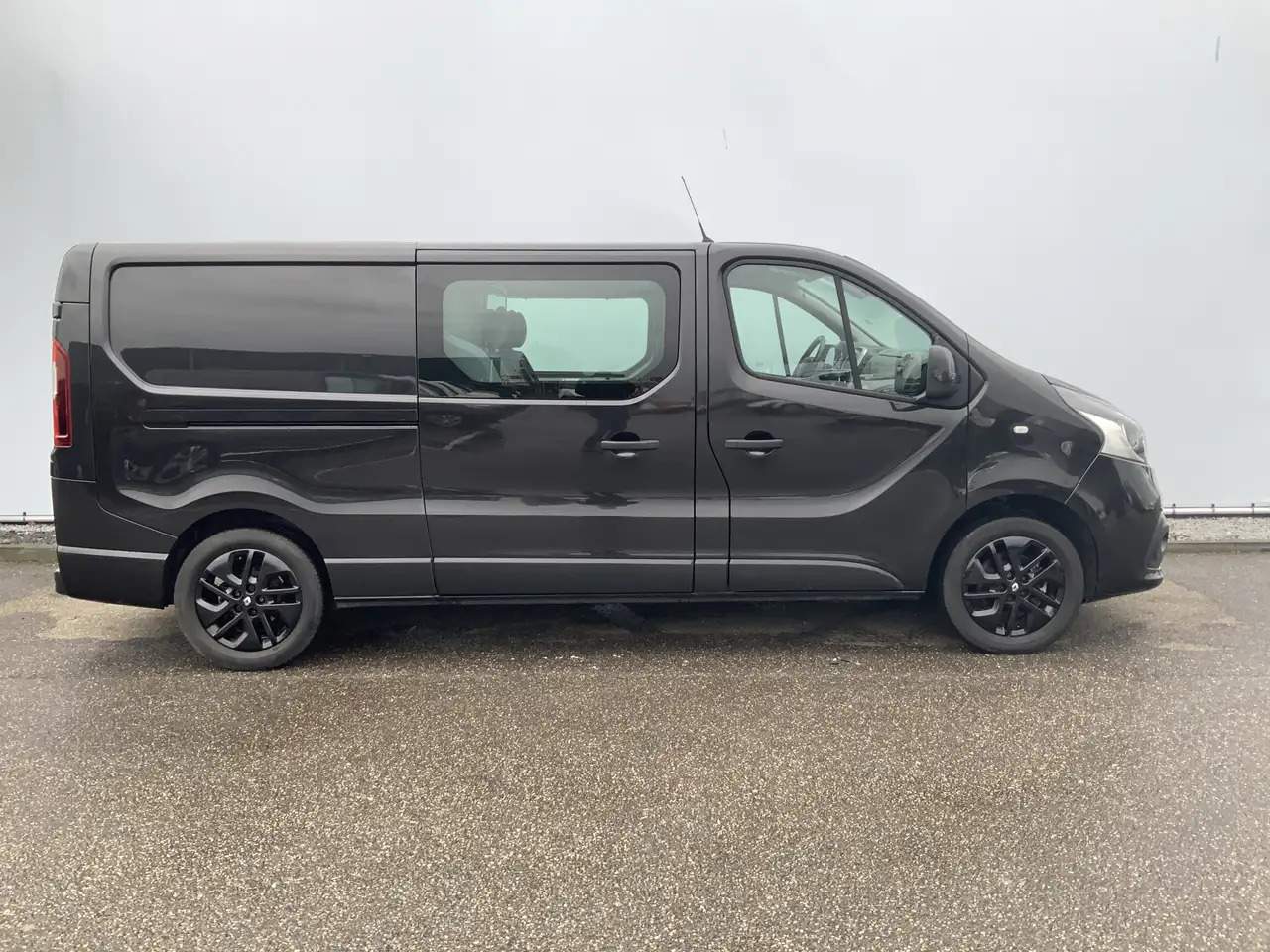 Dostavno vozilo sa duplom kabinom Renault Trafic 1.6 dCi T29 L2H1 Dub Cab 5 Zits Airco Cruise Navi: slika 13