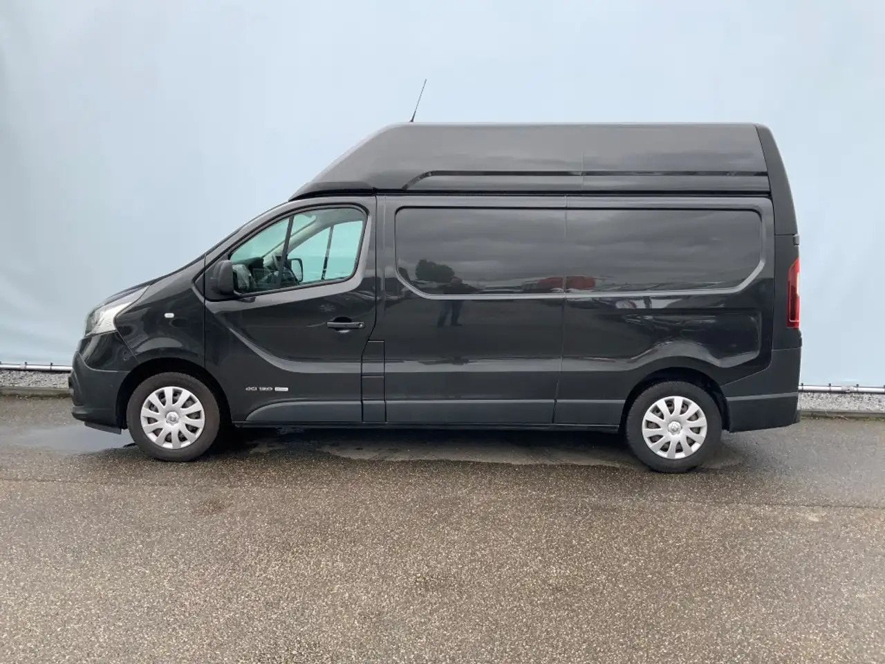 Renault Trafic 1.6 dCi T29 L2H2 Comfort Energy Airco Cruise 3 Zit - Furgon: slika 4 Renault Trafic 1.6 dCi T29 L2H2 Comfort Energy Airco Cruise 3 Zit - Furgon: slika 4