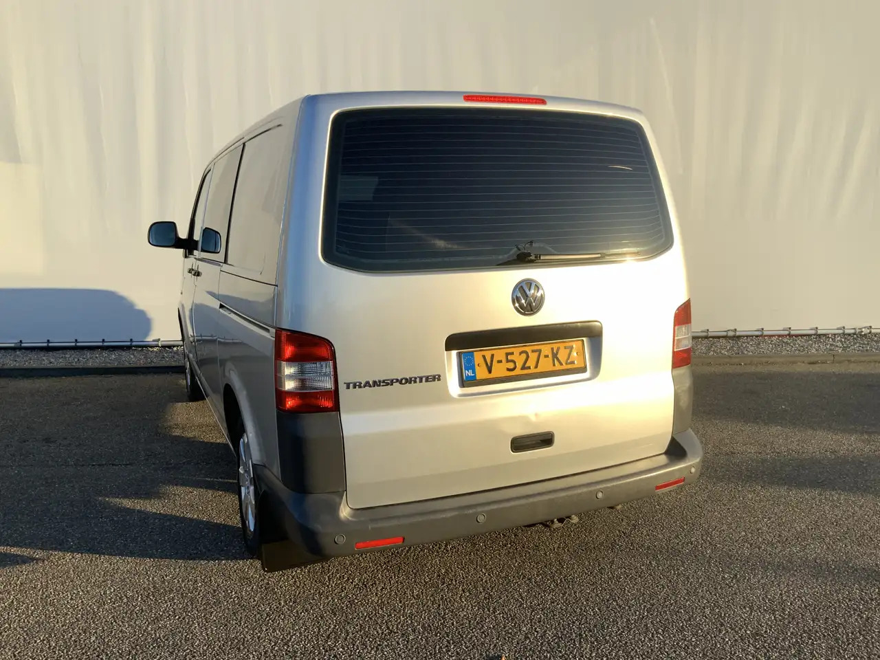 Volkswagen T5 Transporter 2.0 L1H2 Benzine Airco Navi Dub Schuifdeuren Leer - Furgon: slika 2 Volkswagen T5 Transporter 2.0 L1H2 Benzine Airco Navi Dub Schuifdeuren Leer - Furgon: slika 2