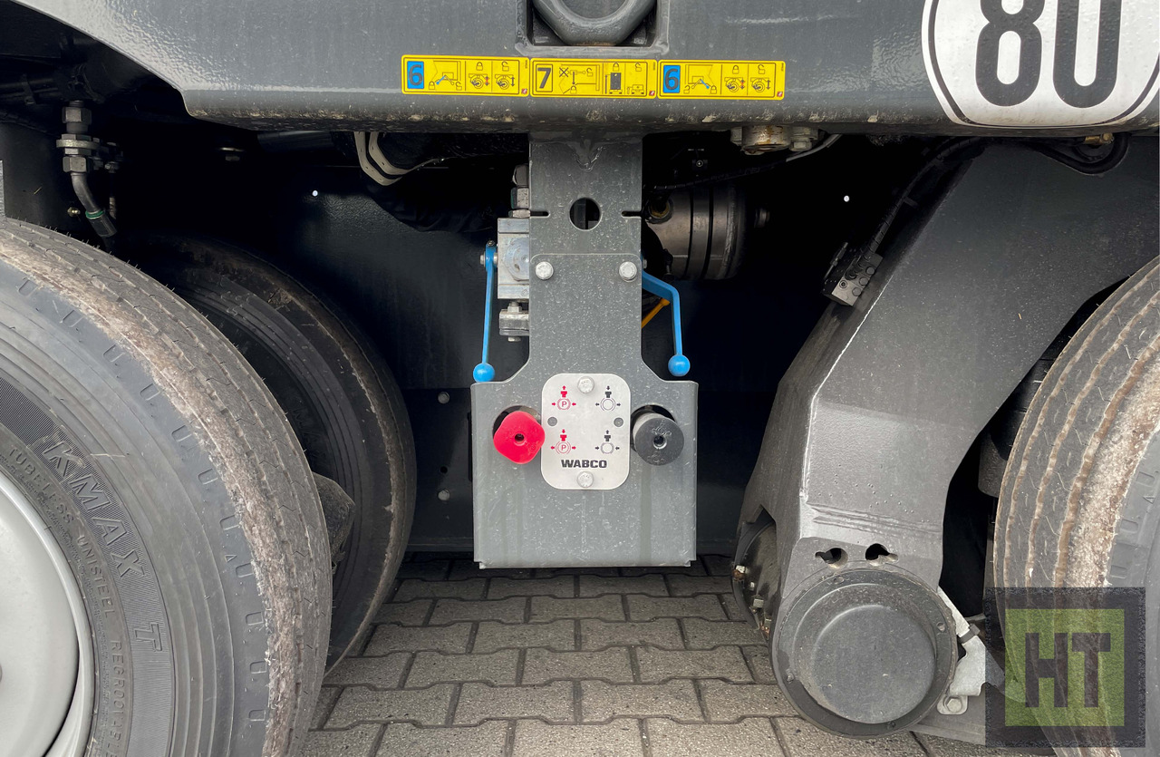 Faymonville 3-Achs-Tiefbett mit Pendelachsen und Bolzen-Laschenkupplung - Niska poluprikolica za prevoz: slika 3 Faymonville 3-Achs-Tiefbett mit Pendelachsen und Bolzen-Laschenkupplung - Niska poluprikolica za prevoz: slika 3