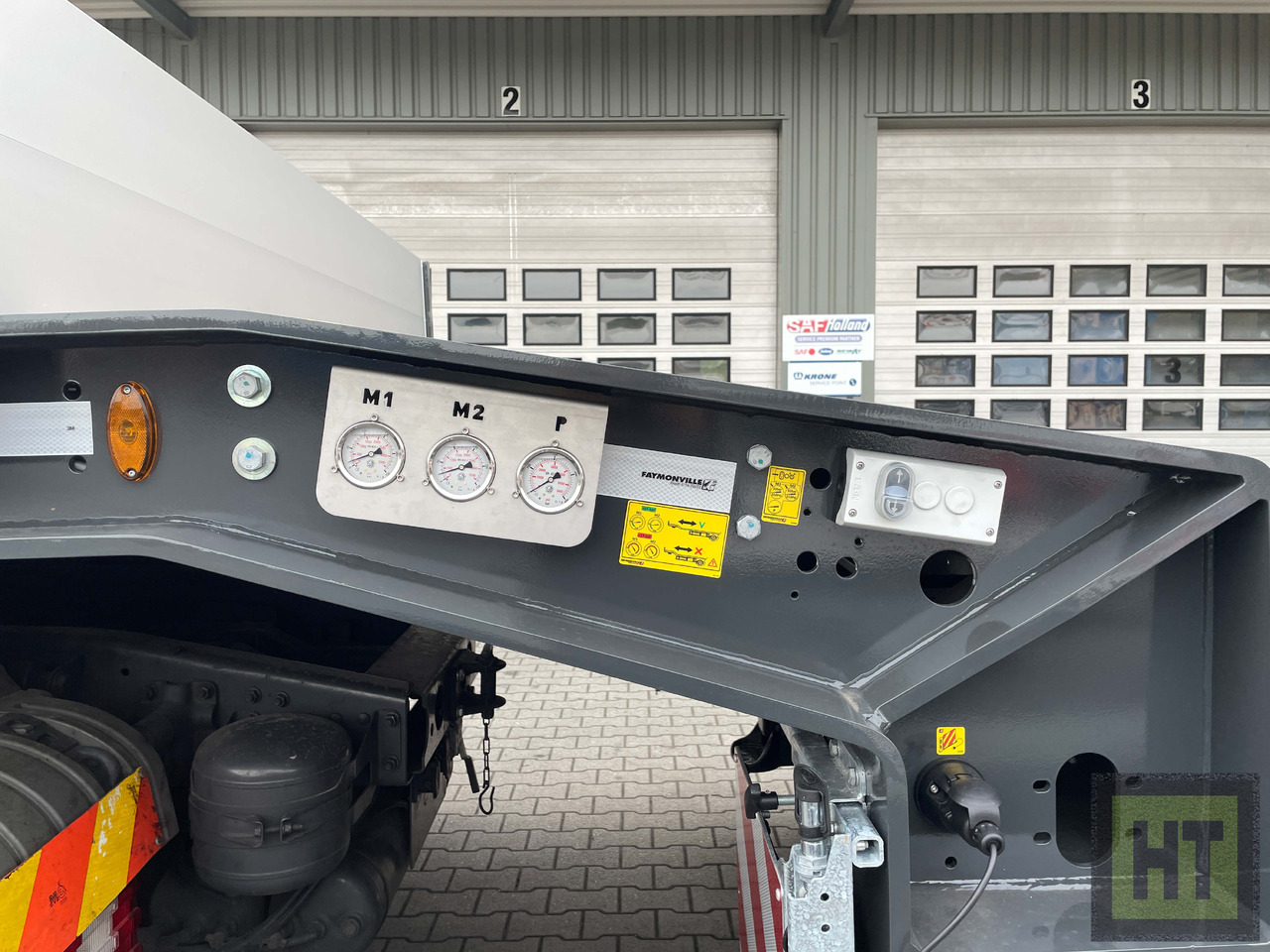 Faymonville 4-(1+3)-Achs-Tele-Semi-Radmulden-Rampen zg - Niska poluprikolica za prevoz: slika 4 Faymonville 4-(1+3)-Achs-Tele-Semi-Radmulden-Rampen zg - Niska poluprikolica za prevoz: slika 4