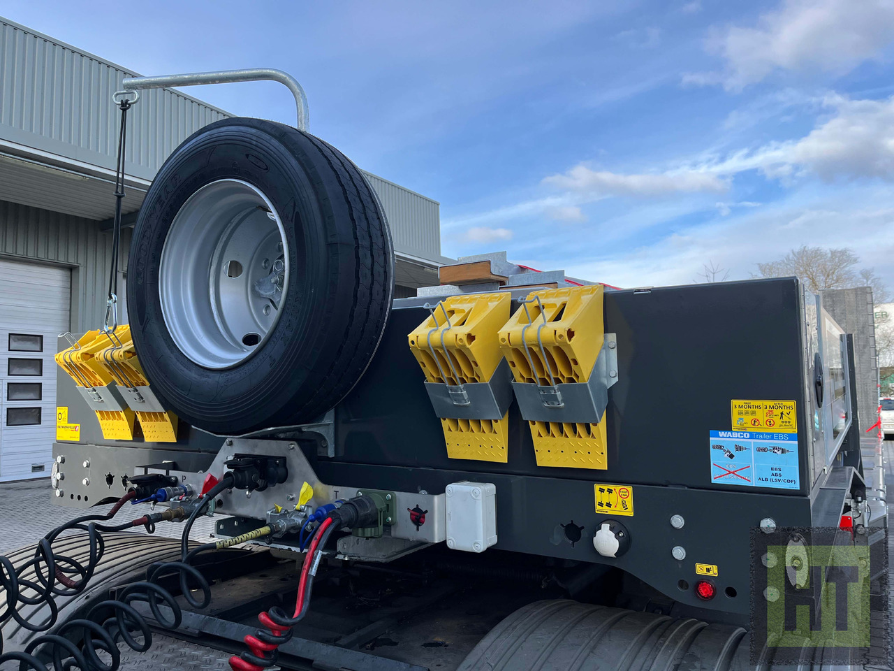 Faymonville 5-Achs-Tele-Semi mit Halbachsen "Twinaxle" und hydr. Rampen - Niska poluprikolica za prevoz: slika 3 Faymonville 5-Achs-Tele-Semi mit Halbachsen "Twinaxle" und hydr. Rampen - Niska poluprikolica za prevoz: slika 3