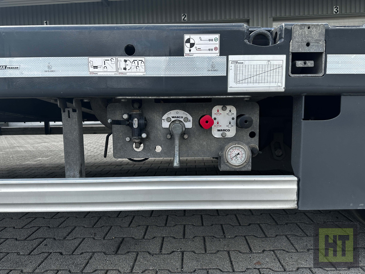 Faymonville MAX Trailer 4-Achs-Mega-Tele-Semi-niedrigbereift - Niska poluprikolica za prevoz: slika 5 Faymonville MAX Trailer 4-Achs-Mega-Tele-Semi-niedrigbereift - Niska poluprikolica za prevoz: slika 5