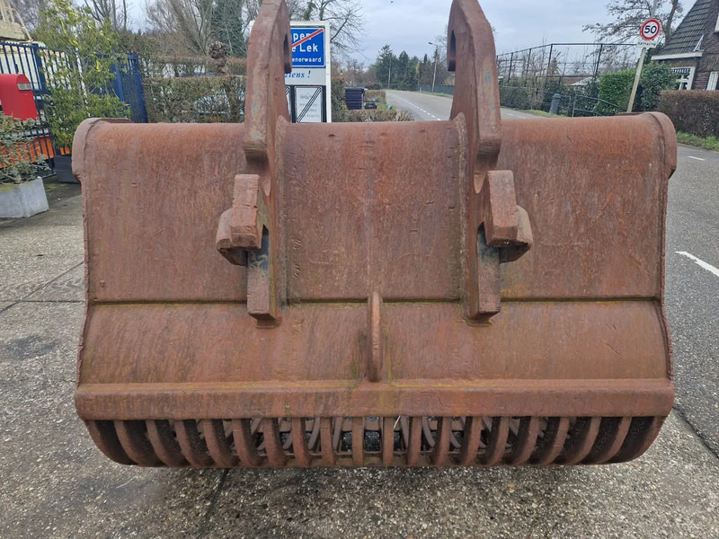 Boforce hardox puinbak CW55 smal in topconditie! - Kašika za Građevinska mašina: slika 4 Boforce hardox puinbak CW55 smal in topconditie! - Kašika za Građevinska mašina: slika 4