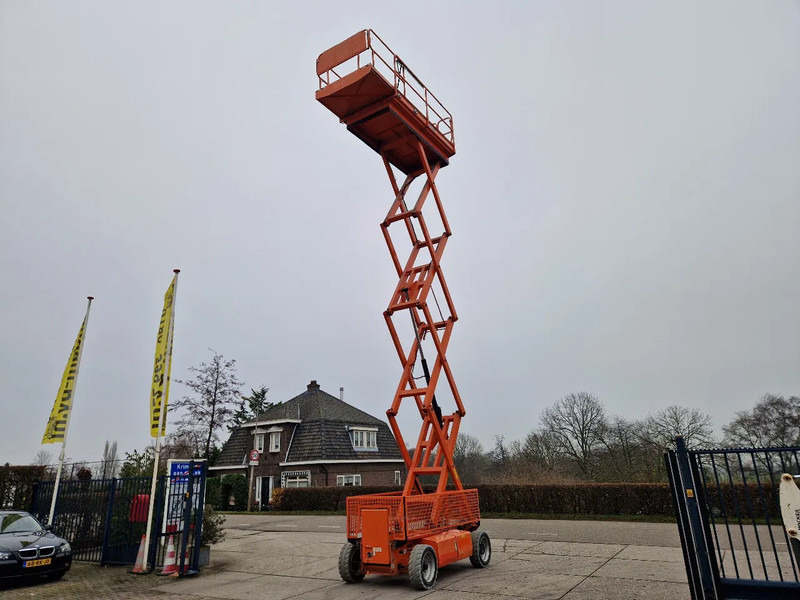 JLG 3369LE elektrisch werkhoogte 12.06m. - Lift u obliku makaza: slika 2 JLG 3369LE elektrisch werkhoogte 12.06m. - Lift u obliku makaza: slika 2