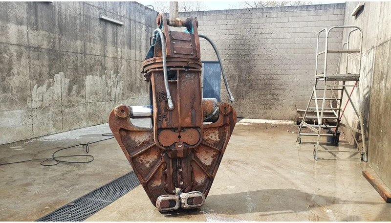 Komatsu JCY17 schrootschaar/betonvergruizer - Makaze za rušenje: slika 1 Komatsu JCY17 schrootschaar/betonvergruizer - Makaze za rušenje: slika 1