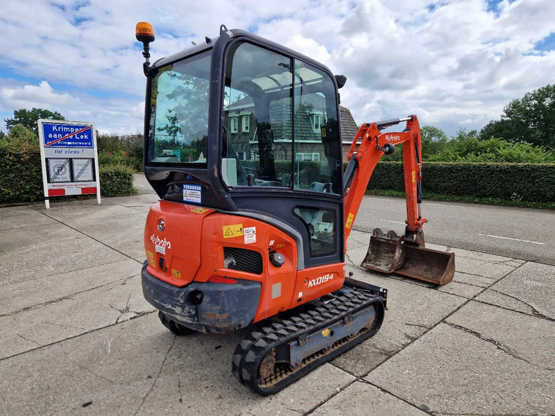 Kubota KX019-4 CW05 met 2 bakken - Mini bager: slika 3 Kubota KX019-4 CW05 met 2 bakken - Mini bager: slika 3