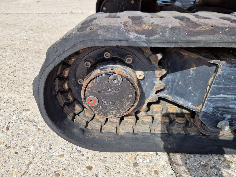 Kubota KX019-4 met 1990 uur - Mini bager: slika 5 Kubota KX019-4 met 1990 uur - Mini bager: slika 5