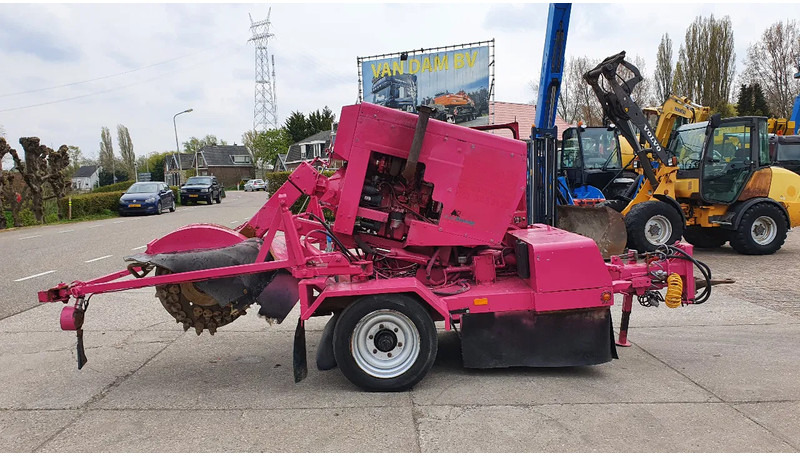 VERMEER SC1102 stobbenfrees/stronkenfrees op aanhanger - Drobilica za panjeve: slika 5 VERMEER SC1102 stobbenfrees/stronkenfrees op aanhanger - Drobilica za panjeve: slika 5