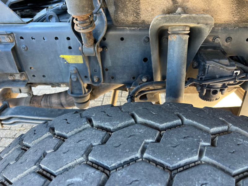 Kamion sa hidrauličnom kukom MAN TGA 26.410 - 6x4: slika 10