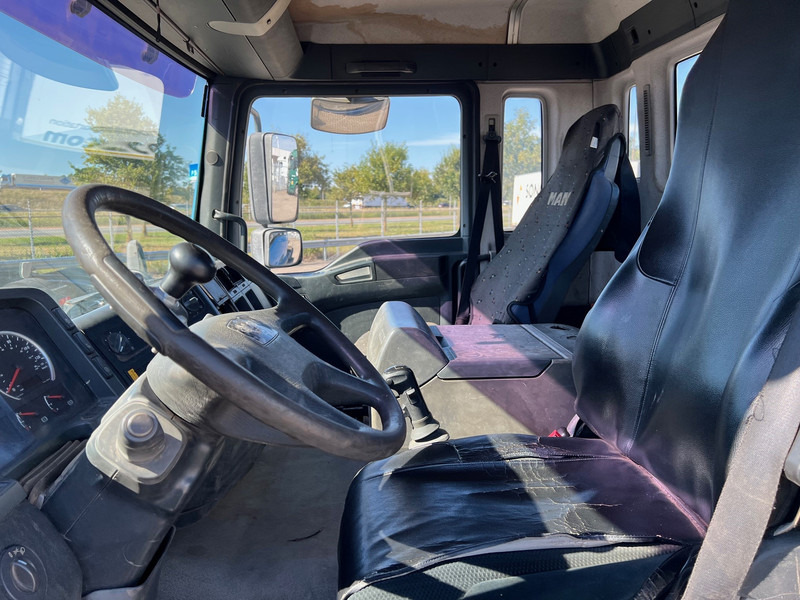 Kamion sa hidrauličnom kukom MAN TGA 26.410 - 6x4: slika 8