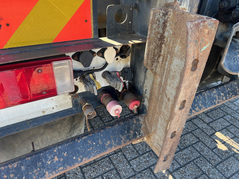 Kamion sa hidrauličnom kukom MAN TGA 26.410 - 6x4: slika 15