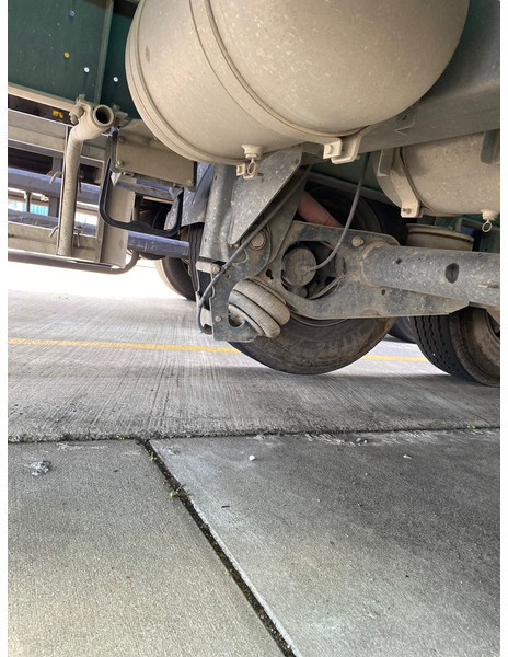 Menci 27 cub in steel - Poluprikolica istovarivača: slika 4 Menci 27 cub in steel - Poluprikolica istovarivača: slika 4