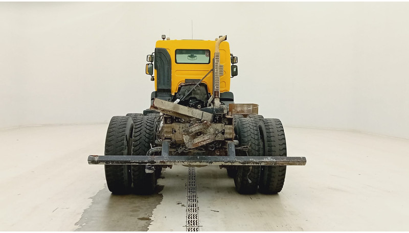 Renault Kerax 410 DXi - 8x4 - Kamion sa golom šasijom i zatvorenom kabinom: slika 5 Renault Kerax 410 DXi - 8x4 - Kamion sa golom šasijom i zatvorenom kabinom: slika 5