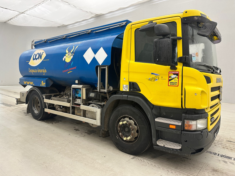 Scania P230 - Kamion cisterna: slika 4 Scania P230 - Kamion cisterna: slika 4