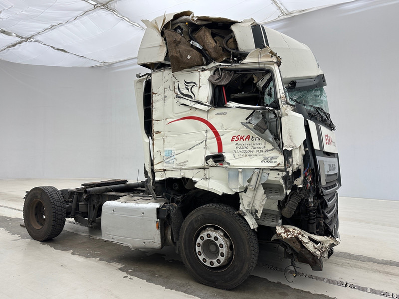 DAF XF 460 Super Space Cab* - Tegljač: slika 3 DAF XF 460 Super Space Cab* - Tegljač: slika 3
