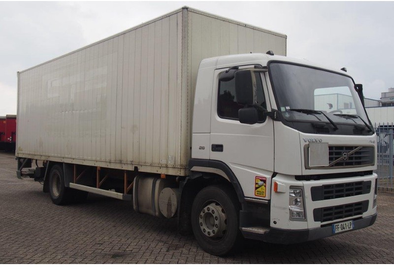 Volvo FM9.260 - Kamion sa zatvorenim sandukom: slika 3 Volvo FM9.260 - Kamion sa zatvorenim sandukom: slika 3