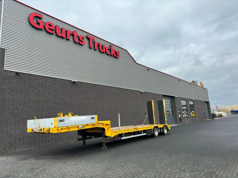 Goldhofer STZ-L2-22/80A SEMI LOWLOADER/DIEPLADER/TIEFLADER - Niska poluprikolica za prevoz: slika 2 Goldhofer STZ-L2-22/80A SEMI LOWLOADER/DIEPLADER/TIEFLADER - Niska poluprikolica za prevoz: slika 2